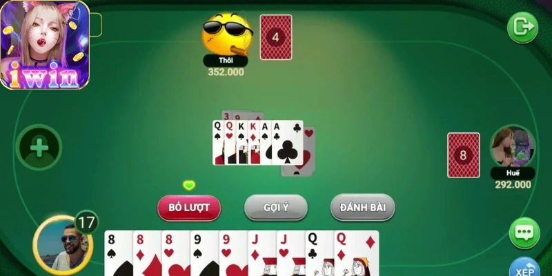 Hình ảnh người chơi trải nghiệm tiến lên miền nam iwin68 cùng bạn bè